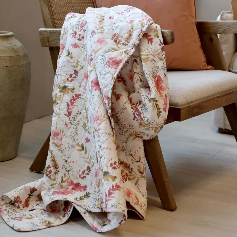Chic Antique Aix peitto kukkakuviolla 180*130cm, kerma