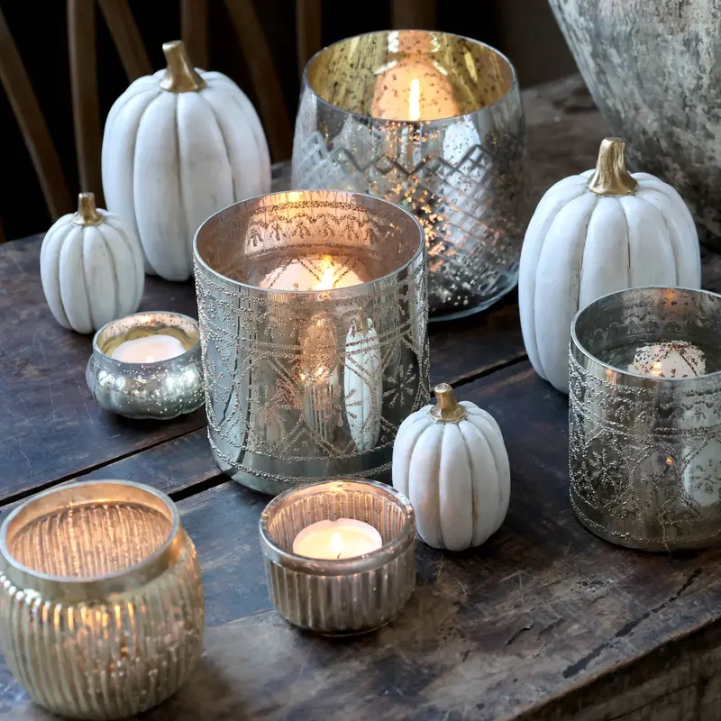 Chic Antique koristekurpitsa kultauksella 7*5cm, antiikkivalkoinen