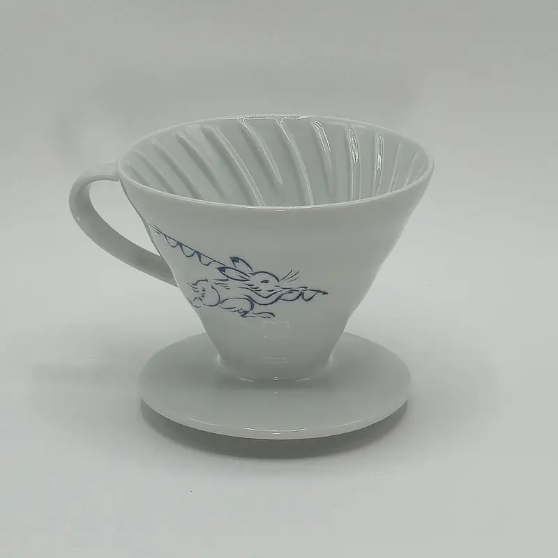 Hario V60 Tachikichi Choju Giga Ceramic Coffee Dripper-02