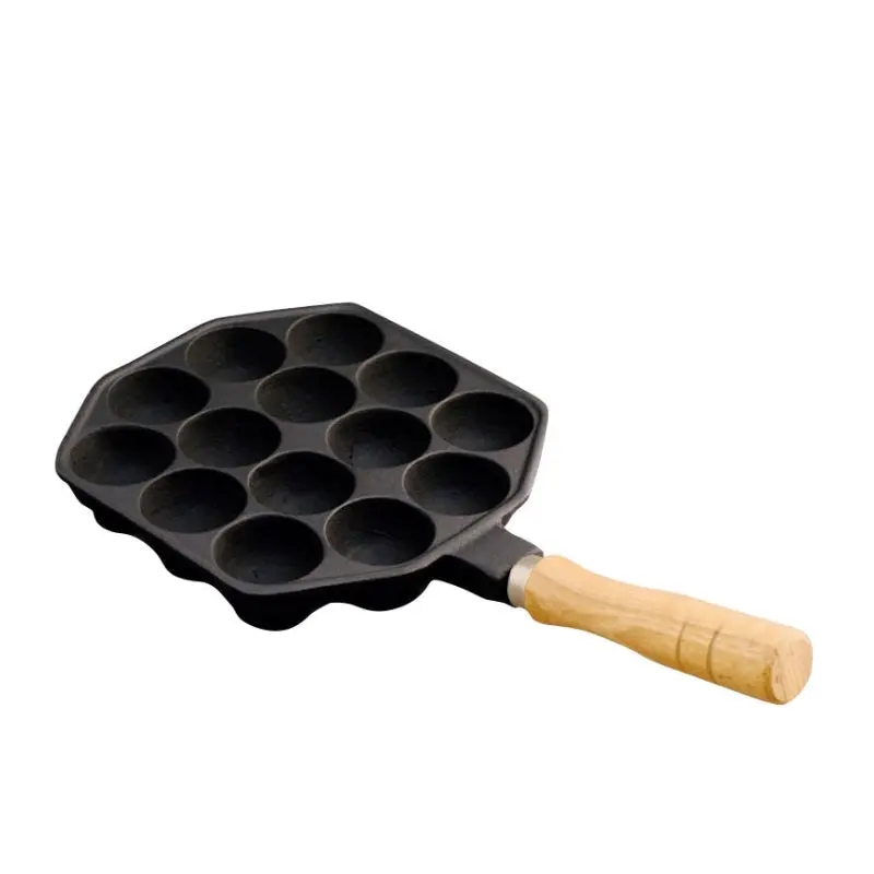 Japanilainen takoyaki-pannu
