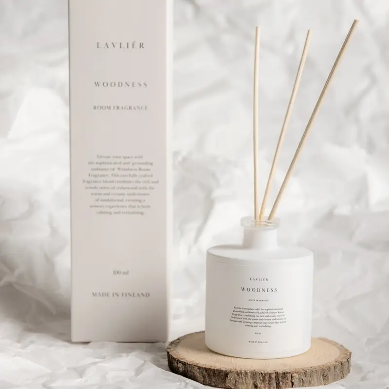 Lavliér Woodness huonetuoksu 100ml