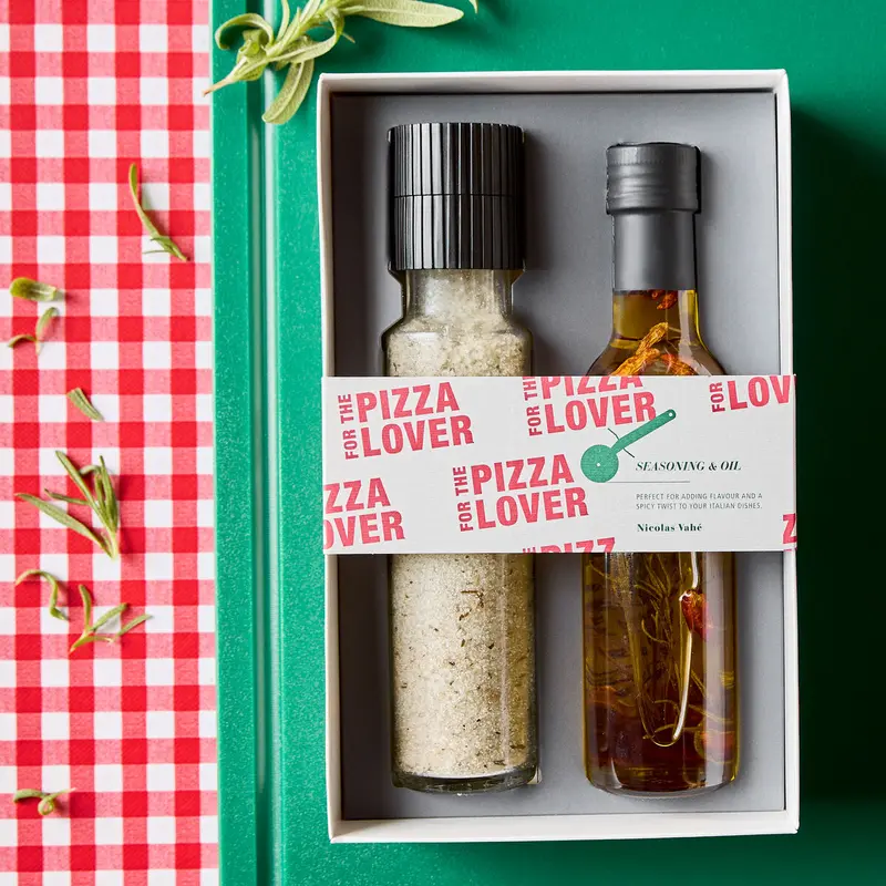 Nicolas Vahé lahjapakkaus Pizza Kit - Chili&rosmariini öljy ja Parmesaani&basilika suola