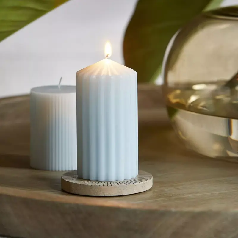 Rivièra Maison Rib Pillar Candle light blue 7*13cm